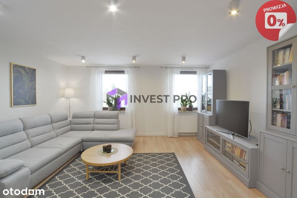 Piętro domu z ogrodem, pokój na poddaszu, garaż