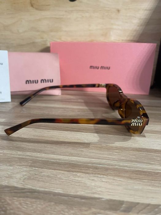 Okulary Miu miu.