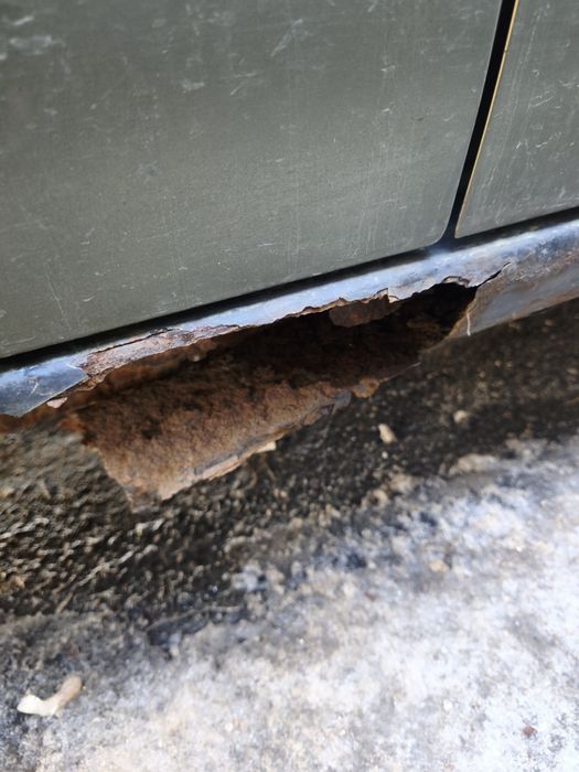 Продається Деу-Нубіра 2003 року  2 л. газ- бензин. На ходу, сів поїхав