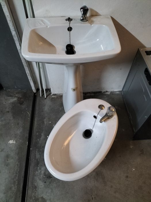 bidé _ marca Valadares