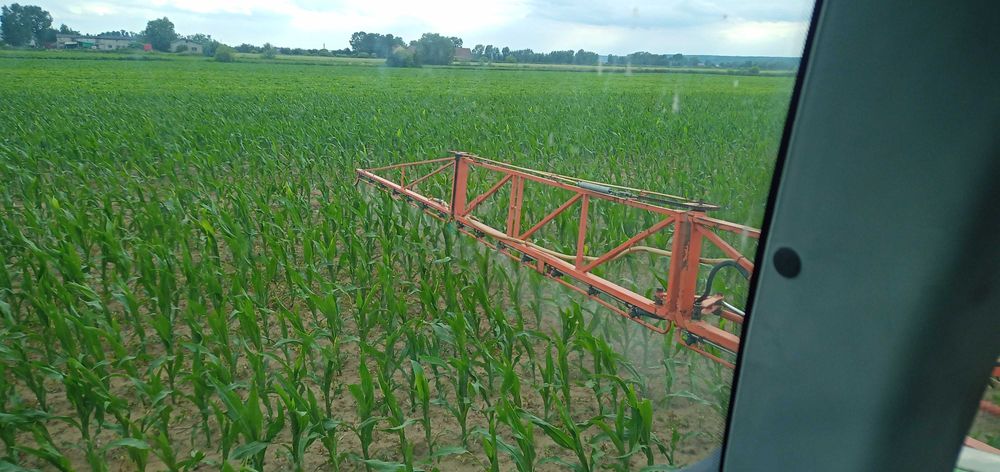 Opryskiwacz zawieszany Douven 21m