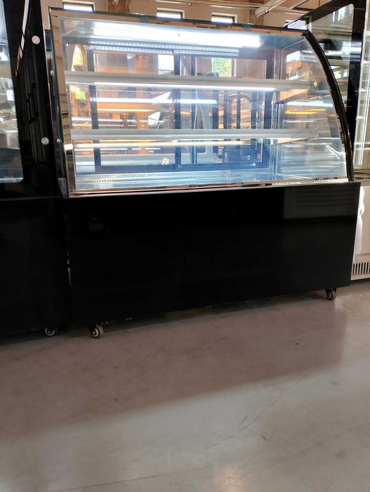 Witryna cukiernicza, lodówka, Lada cukiernicza