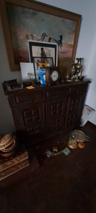 Movel em madeira maciça