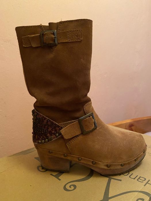 Botas Xuz tamanho 36