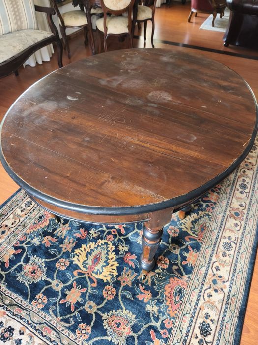 Mesa de jantar .