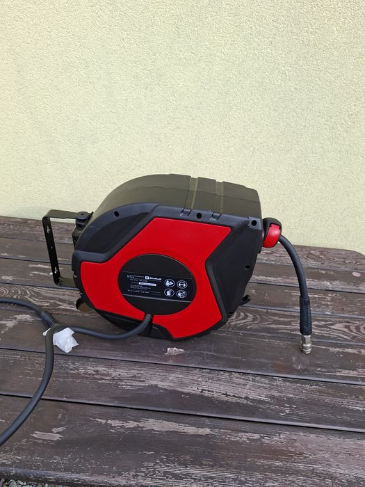 Zwijacz węża sprężonego powietrza Einhell TC-PH 150.