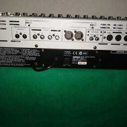 Mesa de mistura Yamaha