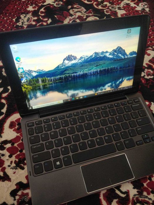Планшетний ноутбук комп'ютер Dell Venue 11 Pro 7130