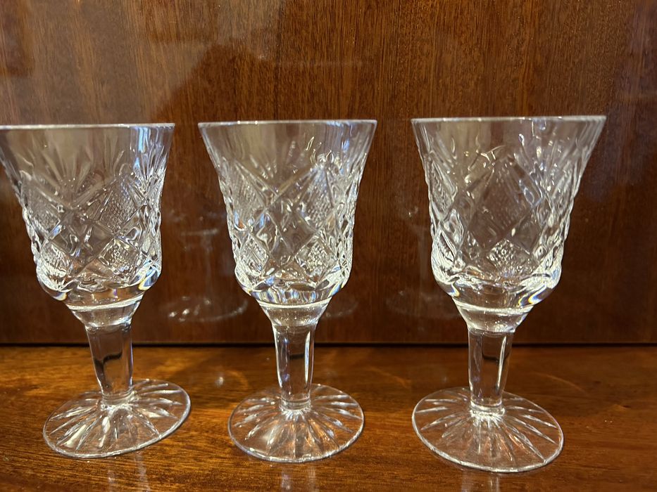 Келихи кришталеві