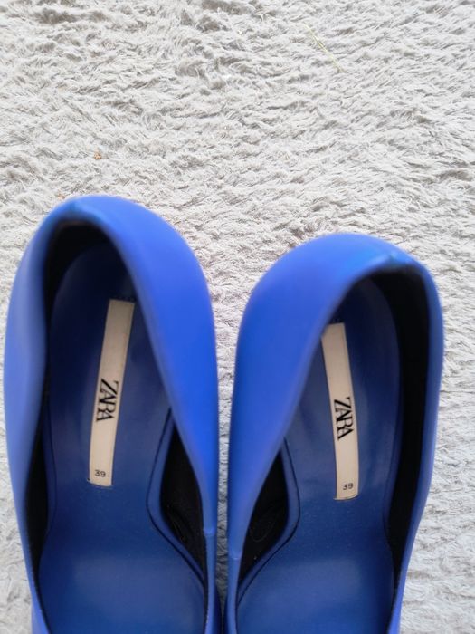 Zara szpilki kobalt