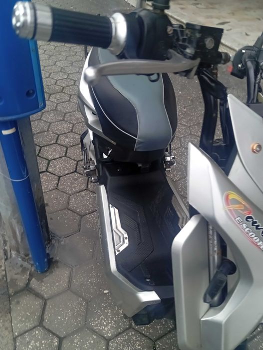 Scooter elétrica sem carta