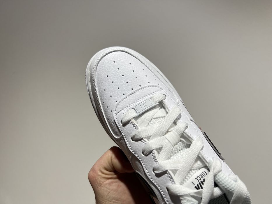 Кроссовки Nike Air Force 1 DX9269-100