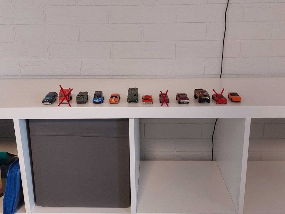 Большая коллекция уникальных машинок Hot Wheels