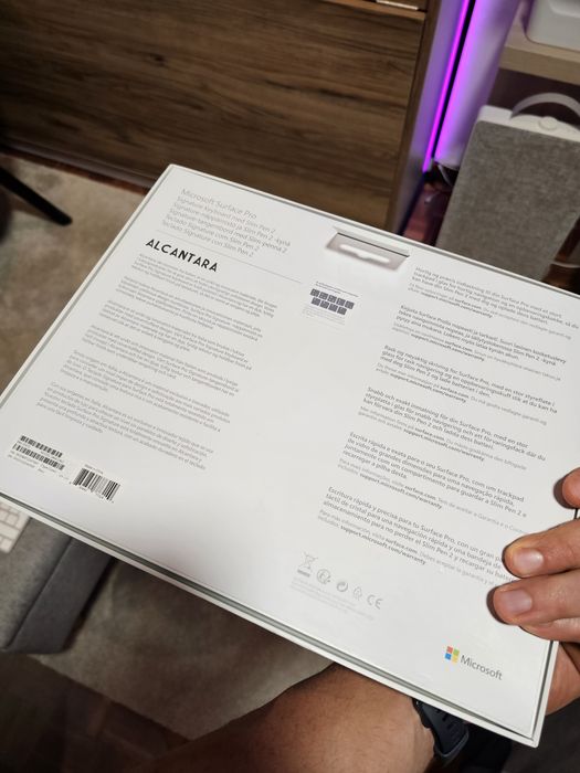 Microsoft Surface Pro Signature Keyboard with Slim Pen 2 (Alcantara)