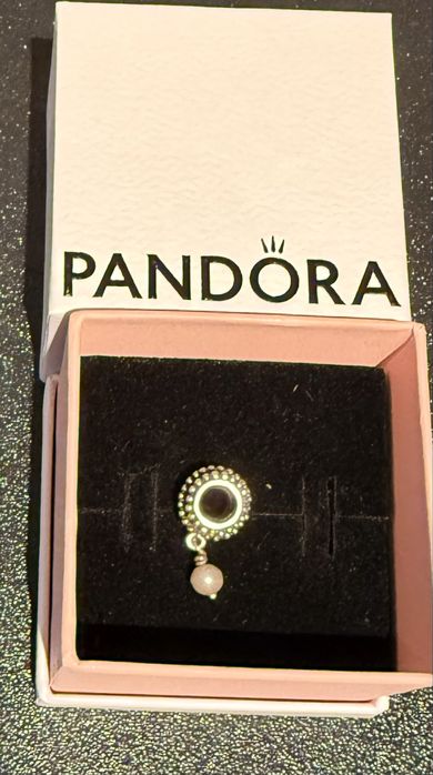 Pandora - conta June Pearl Birthstone