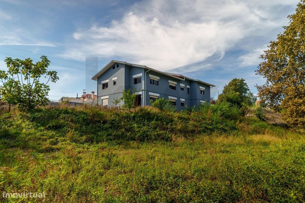 Moradia T4 em UL (Oliveira de Azeméis)