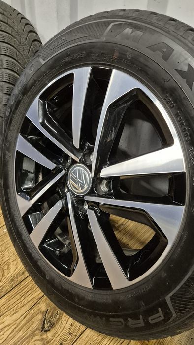 Felgi Koła OEM VW "Dublin" 16" 5x112 z oponami 205/60 R16 Golf 8 7 6 Touran Caddy