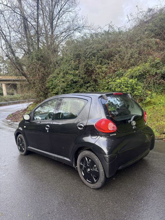 TOYOTA AYGO CAIXA AUTOMATICA