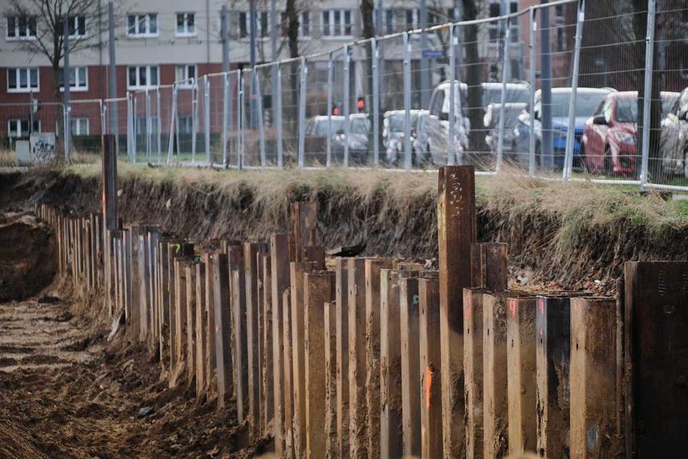Ścianki szczelne, ścianki berlińskie - grodzice i dźwigary