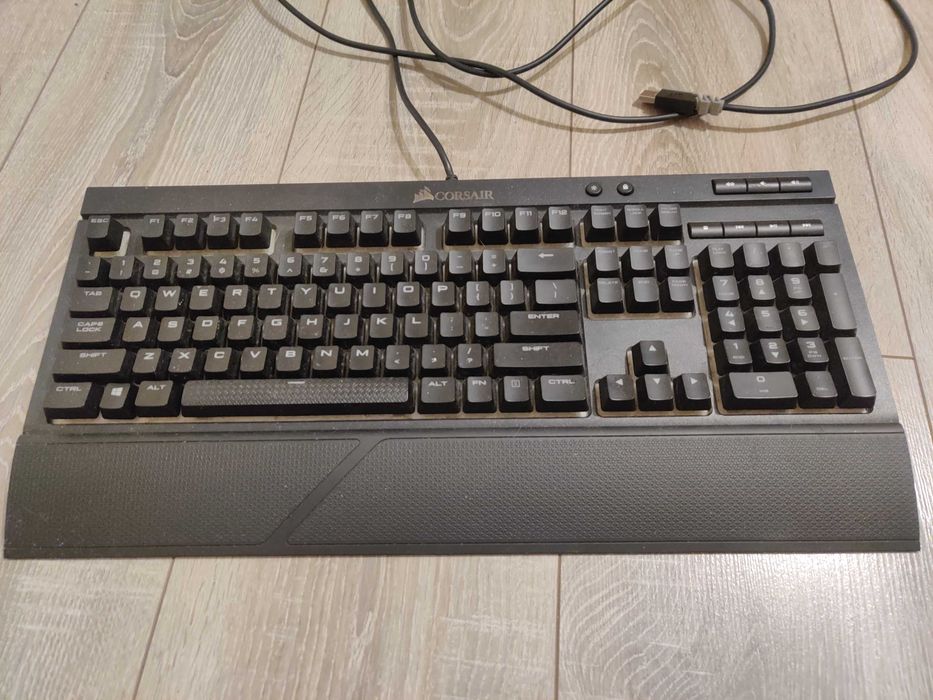Klawiatura Corsair K68 RGB