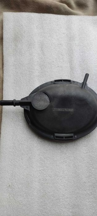 Кришка паливного фільтра