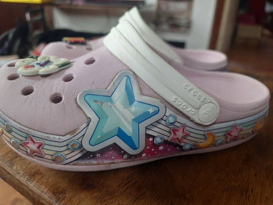 Crocs c 12 на дівчинку