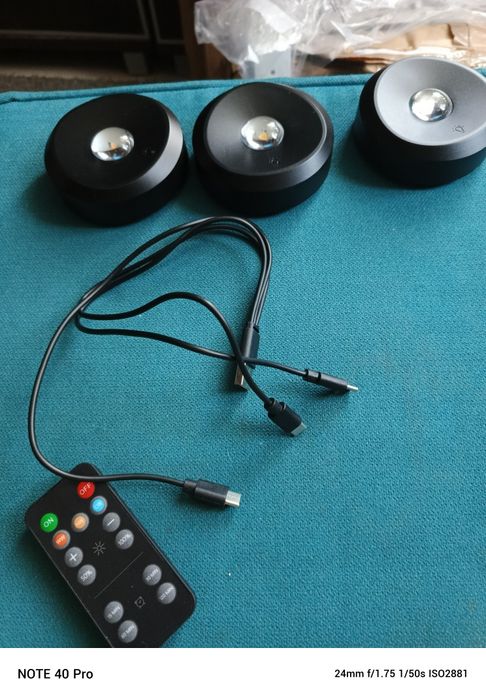 Lampki Tedmos 3 szt magnetyczne LED 3 poziomy świecenia + pilot