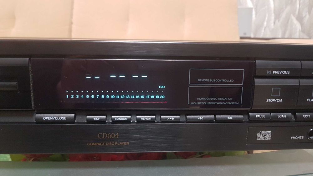 CD проигрыватель Philips CD 604/CDM4/19/ made in Belgium