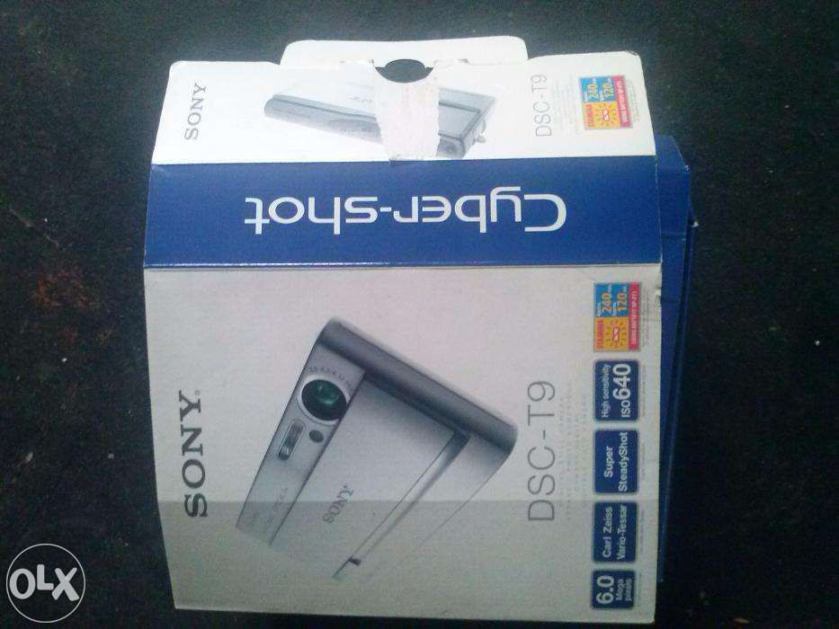 Máquina Fotográfica SONY DSC-T9