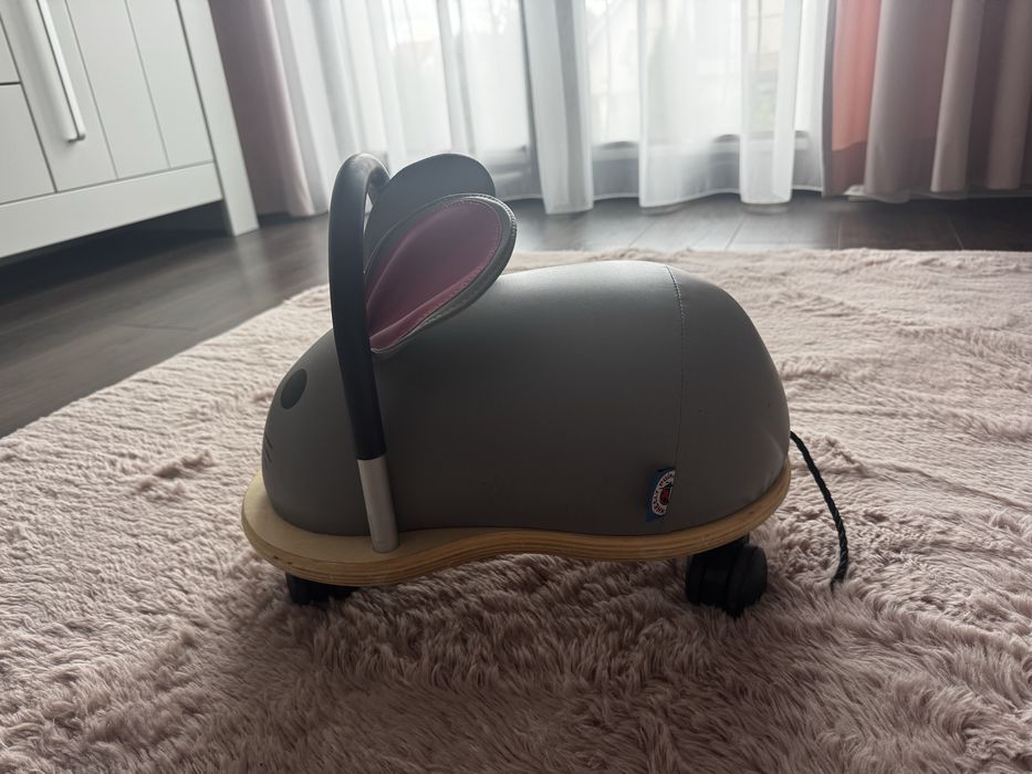 Zabawka jeździk mysz Wheely Bug, stan bdb