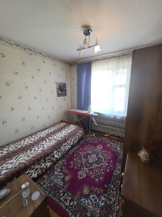 Продам 3х кімнату квартиру на Бородинському