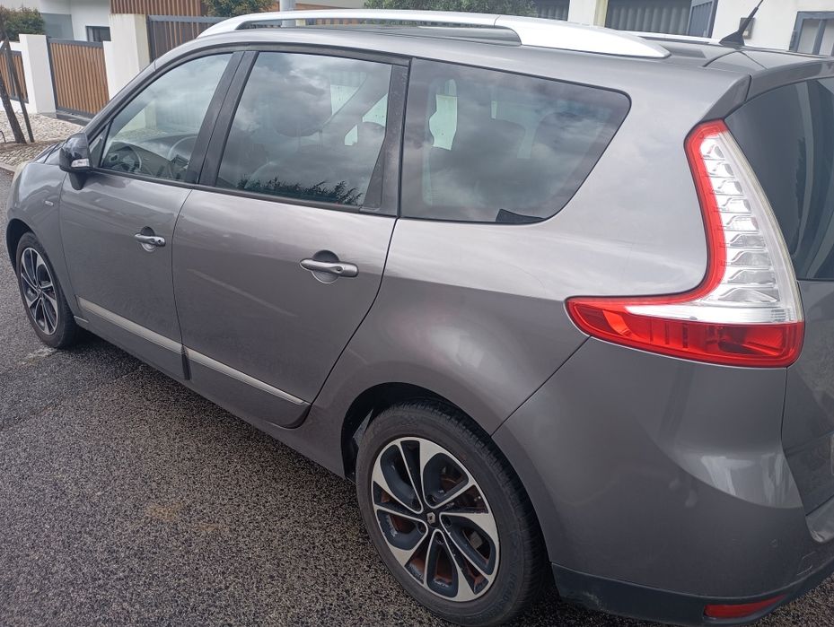 Renault grande scenic