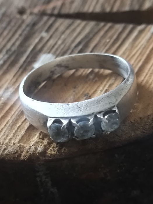 Stary srebrny pierścionek Warmet z oczkiem. Vintage