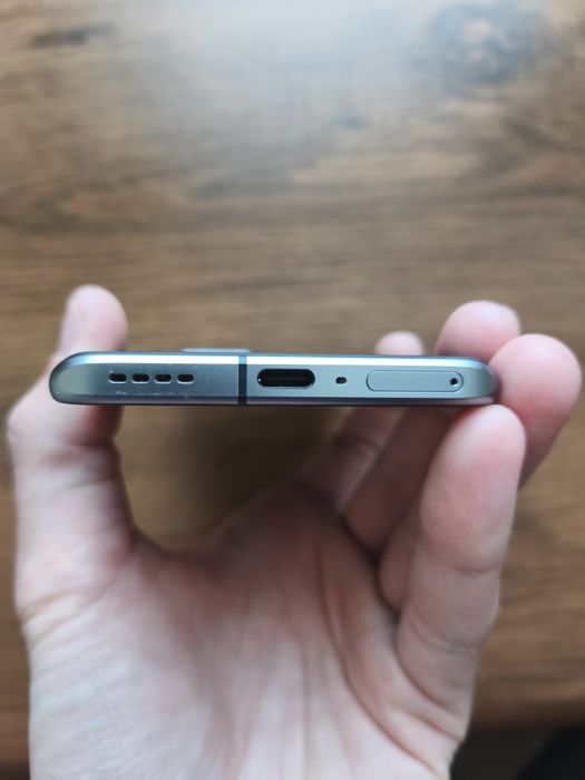 Смартфон Realme GT 2 Pro