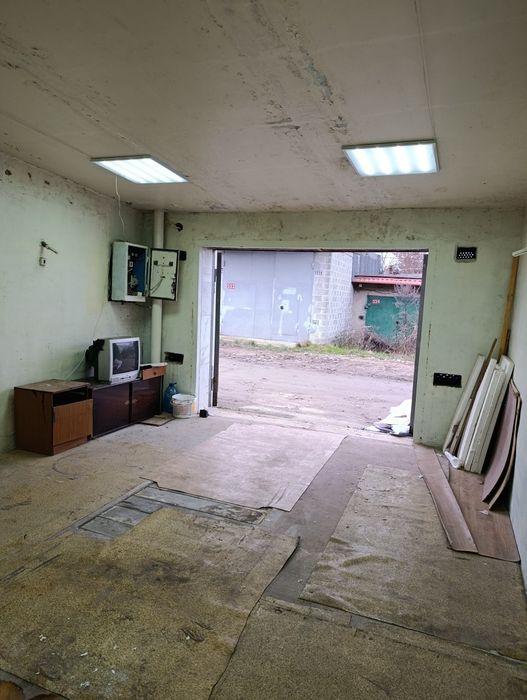 Продам капітальний гараж в ГК «Лада»