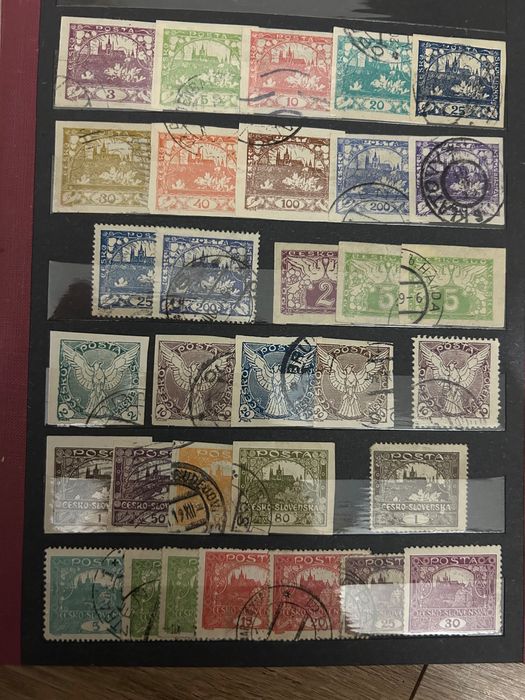 3 klasery znaczków ze świata