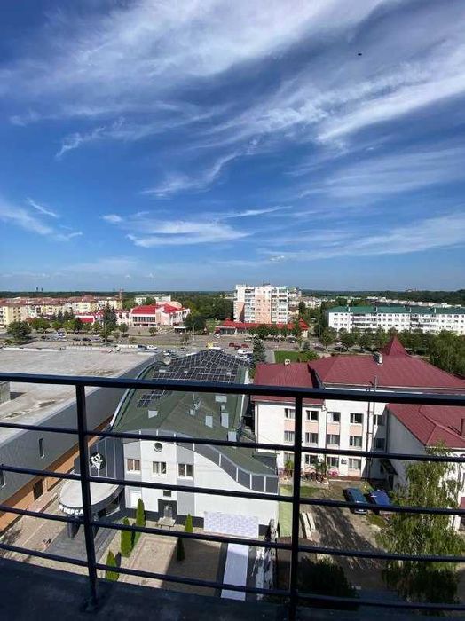 Просторі мансардні квартири 2х та 3х кімнатні