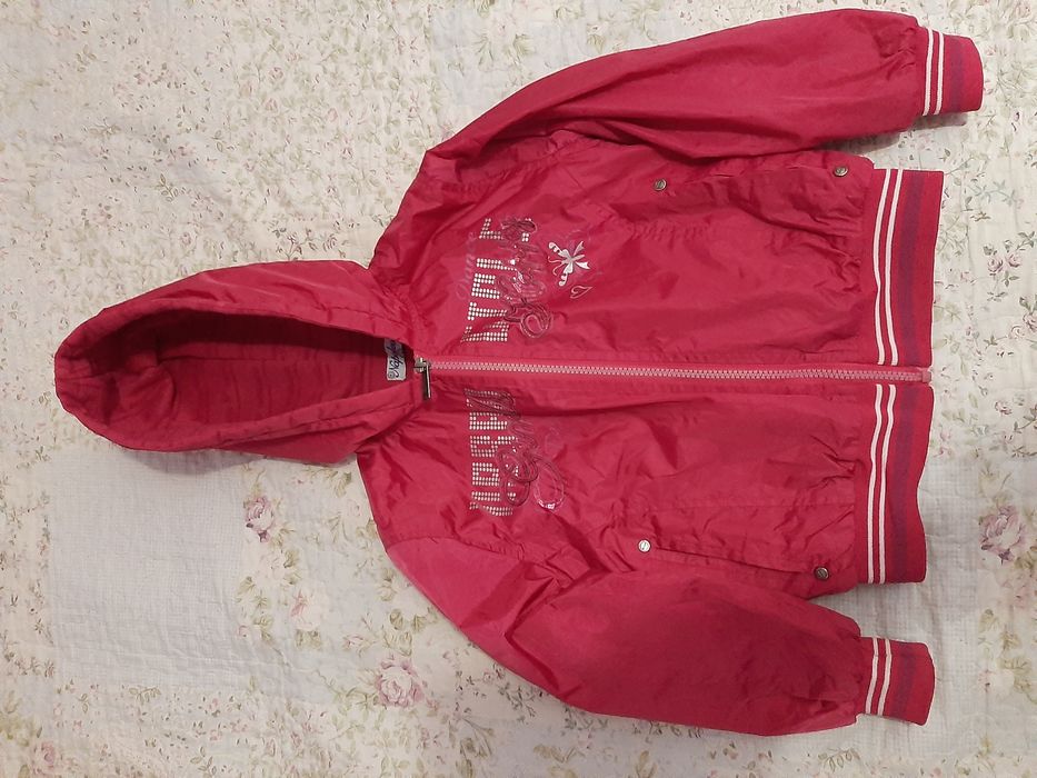 Весняна курточка  для дівчинки