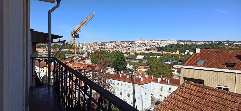 Arrendamento T3 duplex em Coimbra