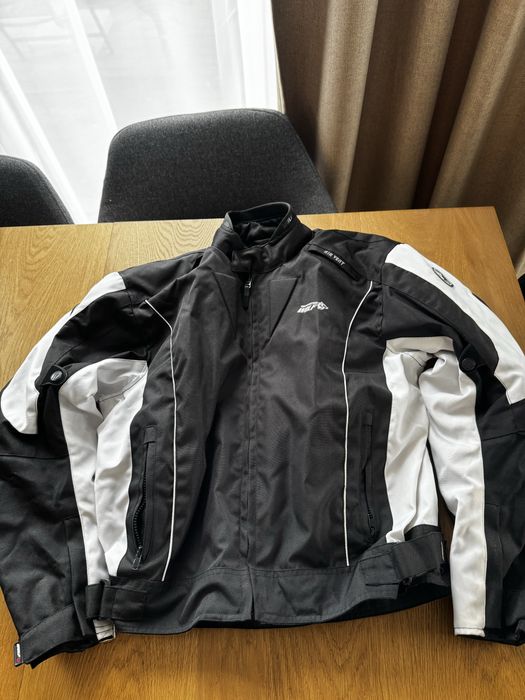 Meska kurtka na motor