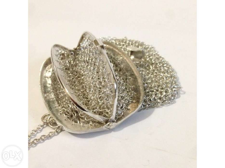 Carteira / porta moedas  em prata com três divisões