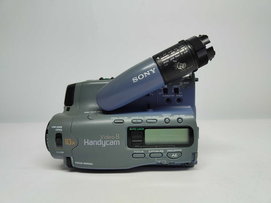Sony CCD-TR305E Handycam kamera Video8 uszkodzona