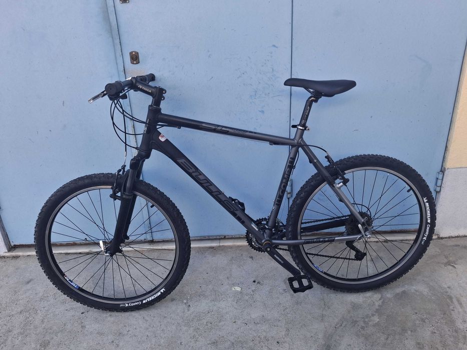 Bicicleta BULLS roda 26 pouco uso pronta a pedala