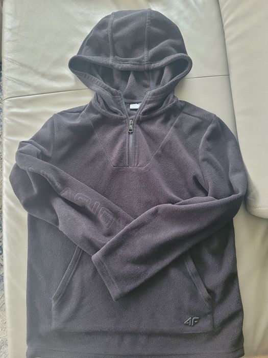 Czarny polar 4f rozm. S