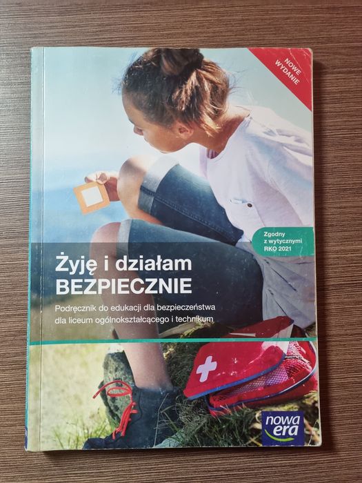 Żyję i działam bezpiecznie - podręcznik do edb - wyd. Nowa Era