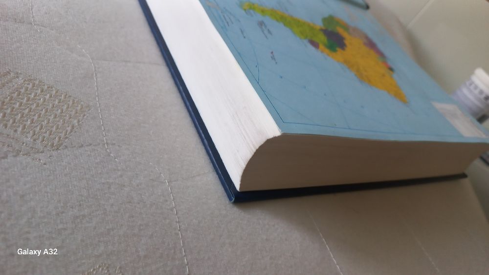 Encyklopedia PWN , 1993 r, stan bardzo dobry