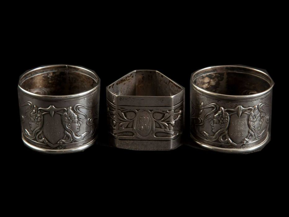 Seis Colheres de Café e Concha de Açúcar em Prata