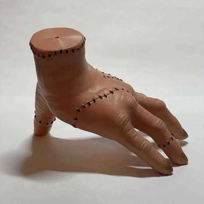 Ręka Wednesday Rodzina Addamsów Rąsia Netflix Halloween Ozdoba