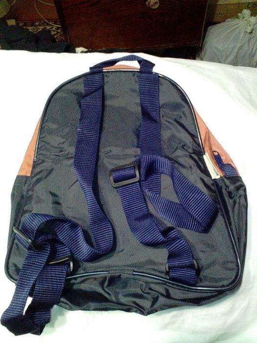 Міські рюкзаки вживані, і нові