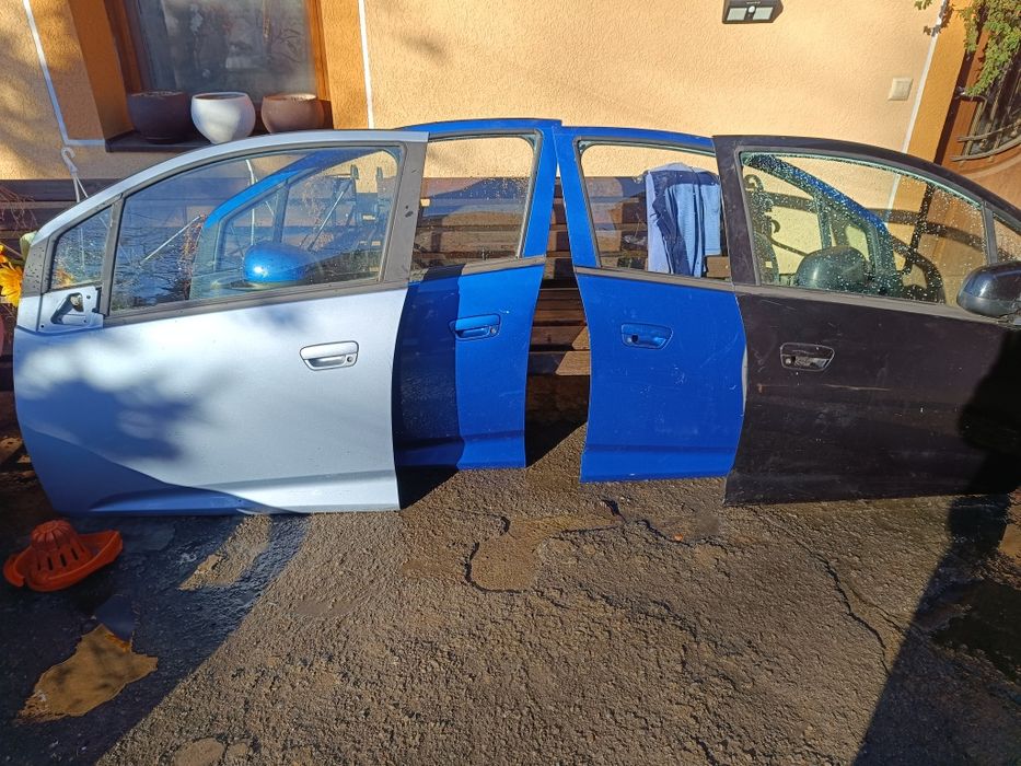 Продам двері Шевроле спарк